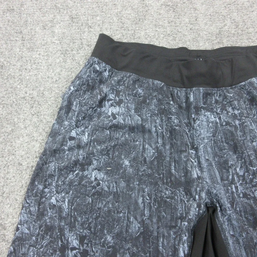 Lululemon Shorts Mens Large‎ Gray Geometric Lined Athletic Running 9 Inseam
